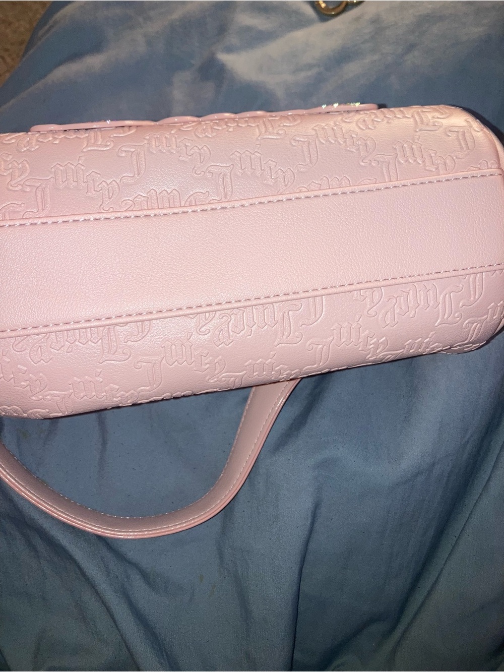Juicy Couture Light Pink Embossed Logo Roll Bag/Mini Crossbody - Picture 3 of 6